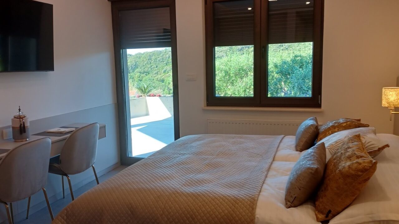 Apartment 3